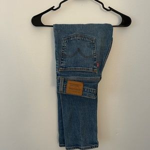 Levi’s cropped wedgie straight jeans, size 24